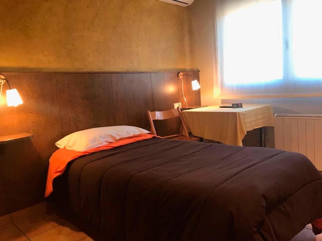 Hotel Familiar Bagá Exteriör bild