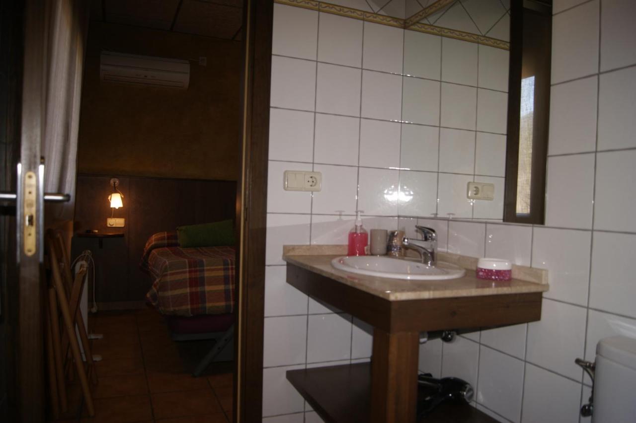 Hotel Familiar Bagá Exteriör bild