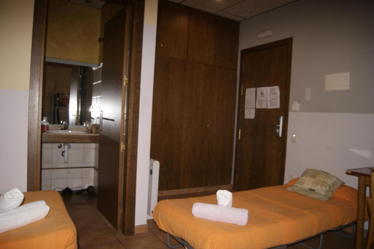Hotel Familiar Bagá Exteriör bild